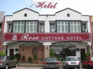 Rose Cottage Hotel Taman Daya Johor Bahru Exterior foto